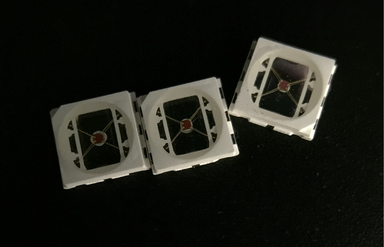 深圳5050LED發(fā)光二極管導(dǎo)通電壓及其他參數(shù) 深圳5050LED發(fā)光二極管導(dǎo)通電壓及其他參數(shù)